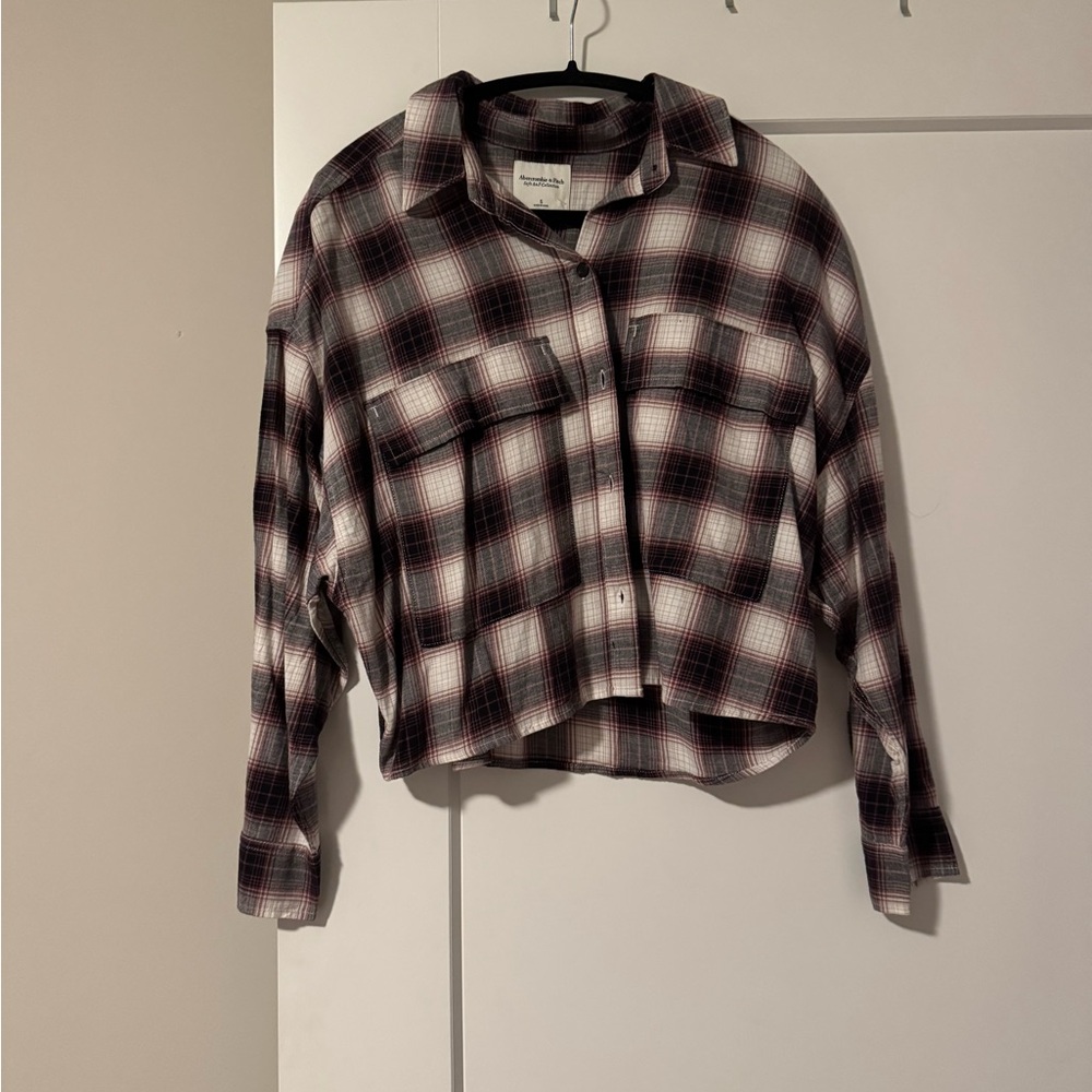 Abercrombie & Fitch Plaid Button-Up Shirt